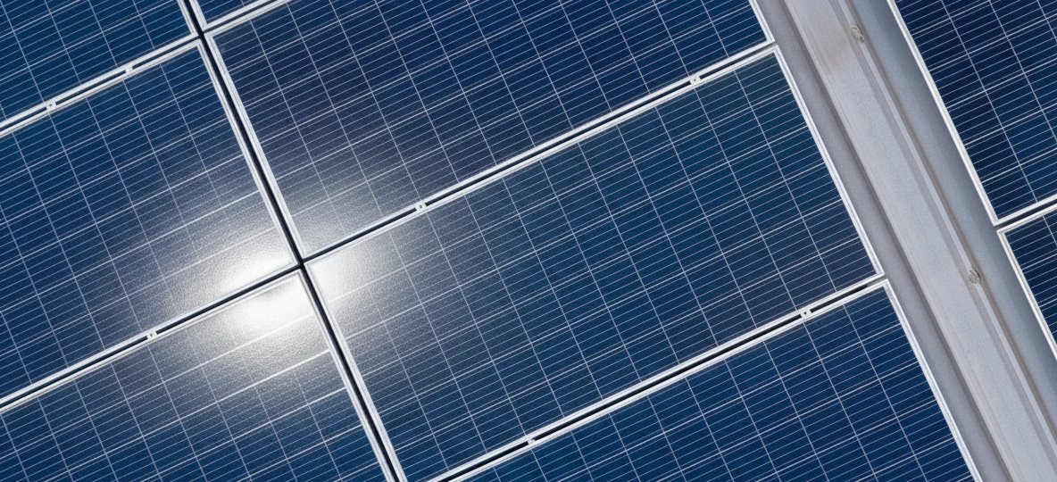 Firefly_Gemini Flash_mache die oberfläche jetzt mit gleichem bild sehr claen und sauber gläzend 7406022